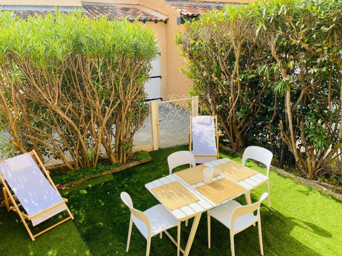 Les Tamaris Apartment Saint-Cyr-sur-Mer Ngoại thất bức ảnh